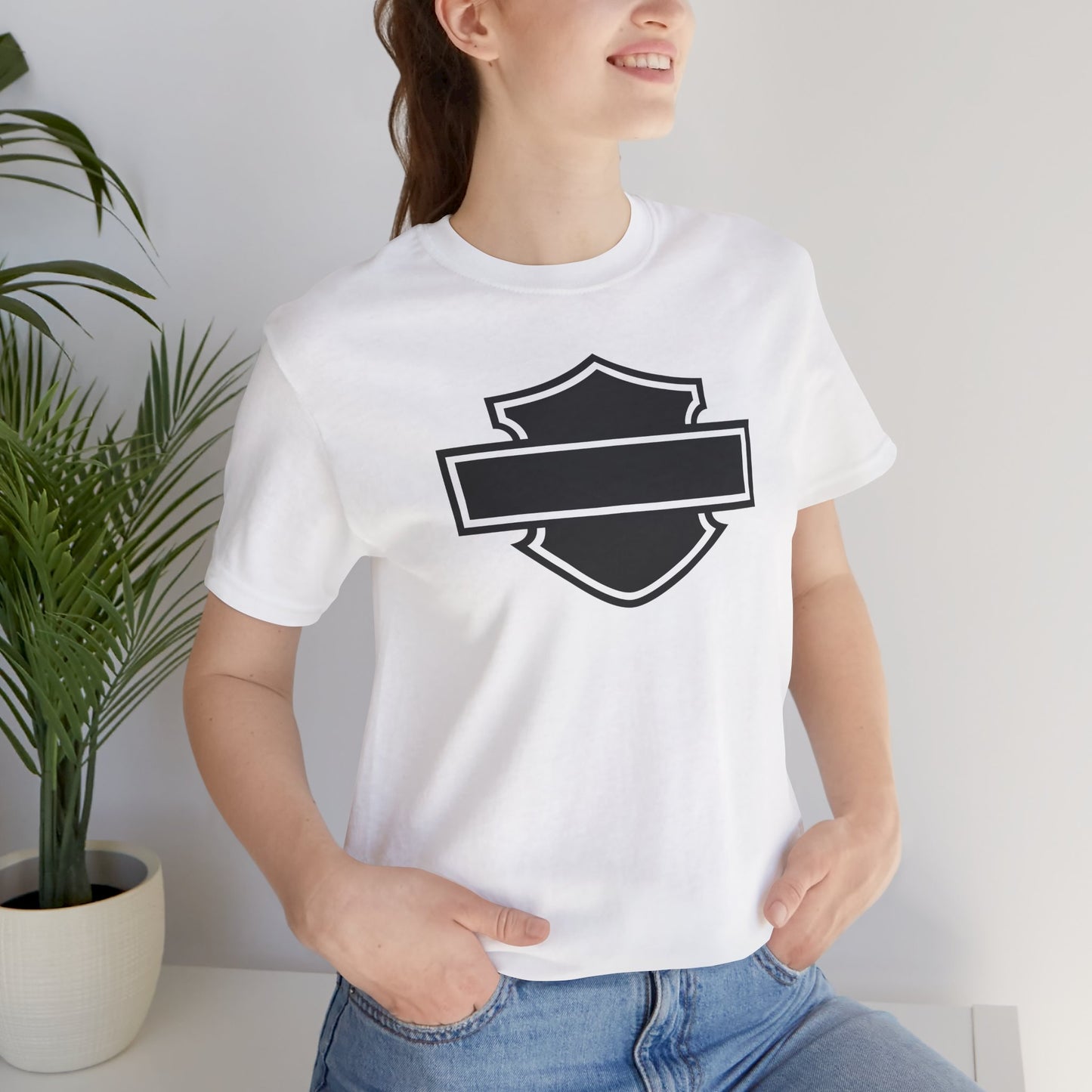 Iconic Style Unisex Jersey Short Sleeve Tee